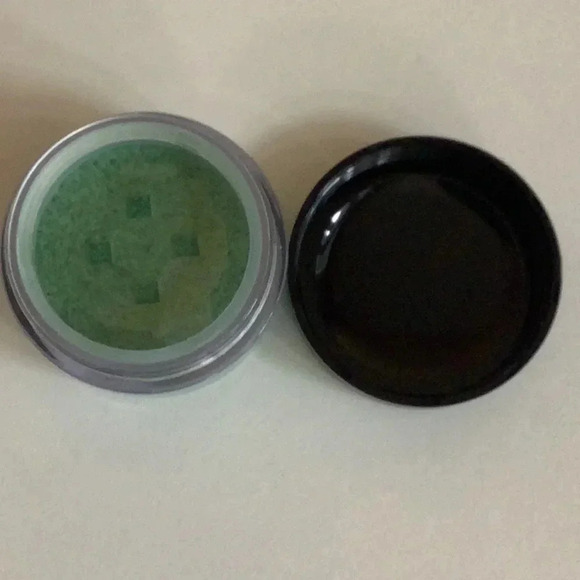Mosheko Mineral Beauty Mint 003 Eyeshadow New - Picture 3 of 3